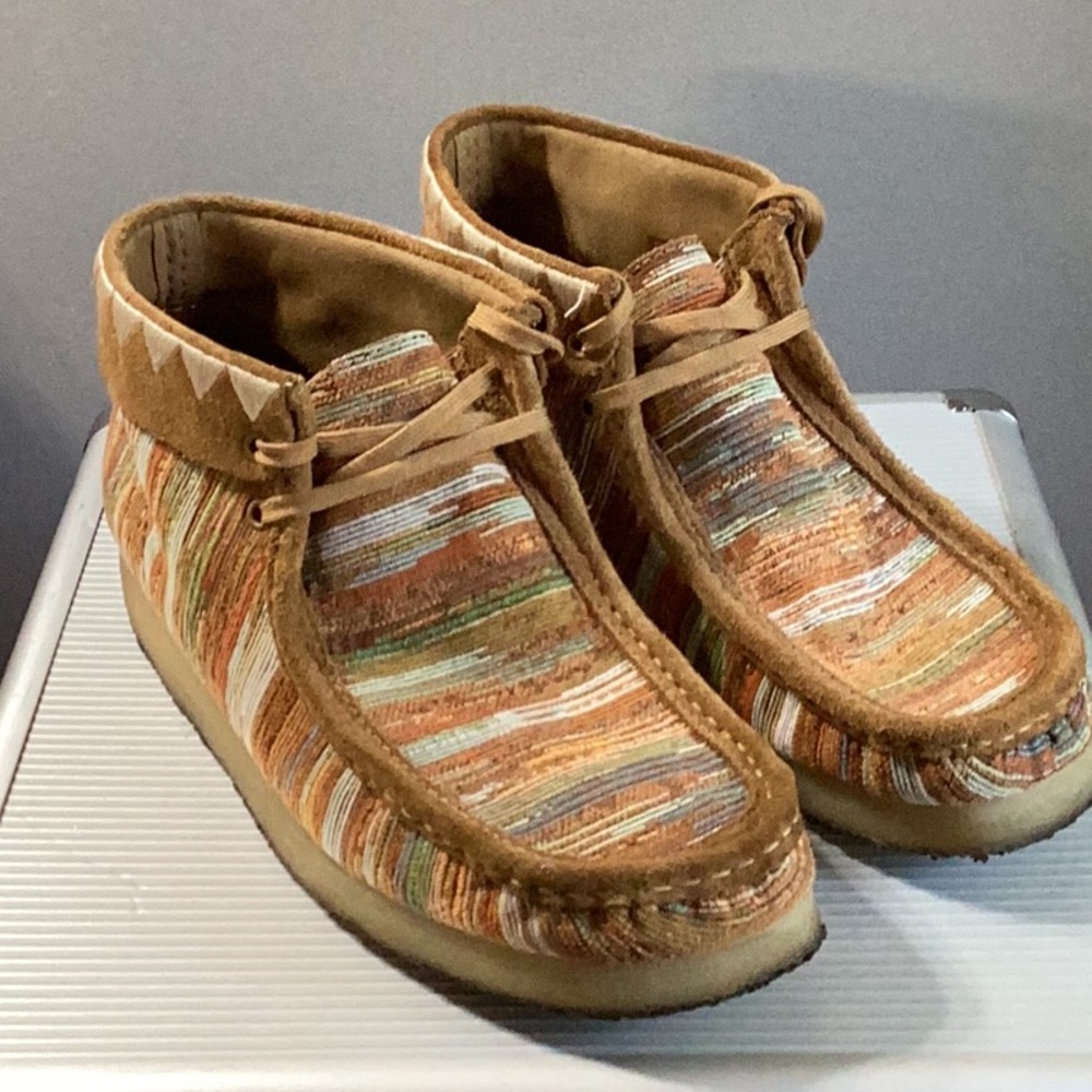 Clarks Wallabee Gingerbread Size 10